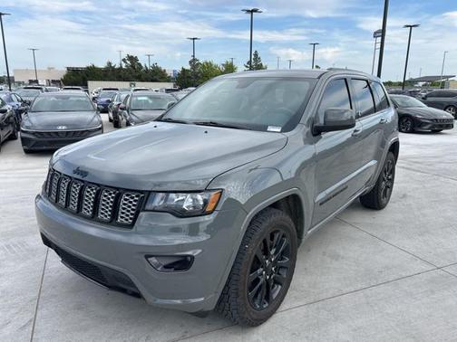 2019 Jeep Grand Cherokee Altitude