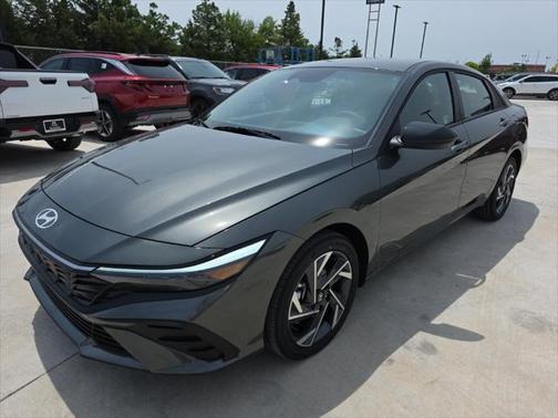 2025 Hyundai ELANTRA Sport