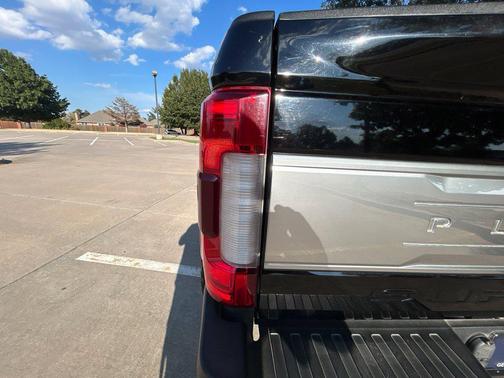 Black Metallic 2019 Ford F-250 Platinum