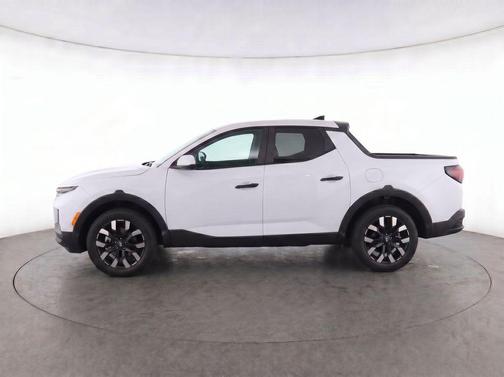 Atlas White 2026 Hyundai SANTA CRUZ SEL