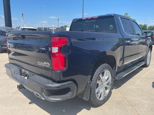 2022 Chevrolet Silverado 1500 High Country