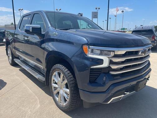 2022 Chevrolet Silverado 1500 High Country
