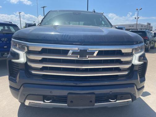 2022 Chevrolet Silverado 1500 High Country