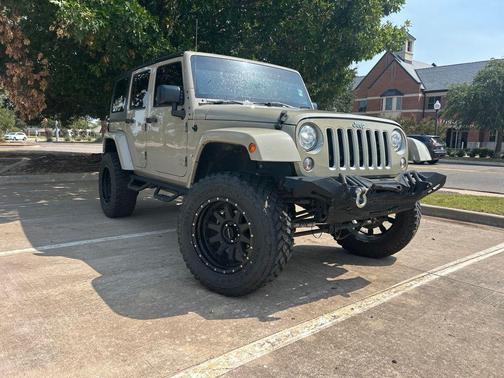 Gobi Clearcoat 2017 Jeep Wrangler Unlimited Sahara