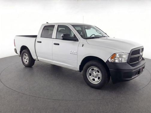 Bright White Clearcoat 2022 RAM 1500 Tradesman