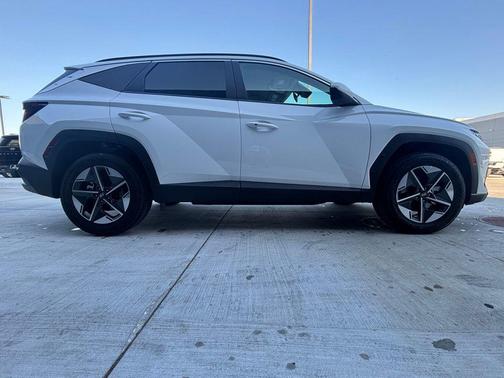 Serenity White Pearl 2026 Hyundai TUCSON SEL