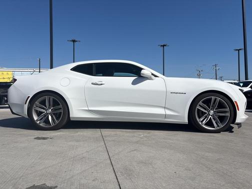 2018 Chevrolet Camaro 2LT