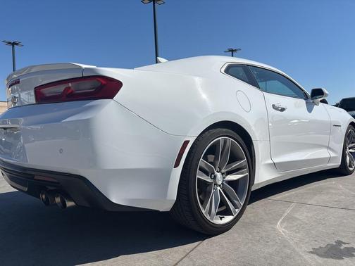 2018 Chevrolet Camaro 2LT