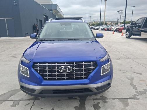 2025 Hyundai VENUE Limited