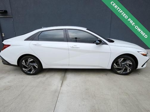 2025 Hyundai ELANTRA HEV SEL Sport