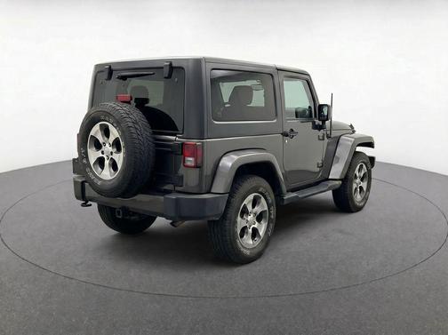Granite Crystal Metallic Clearcoat 2018 Jeep Wrangler JK Sahara