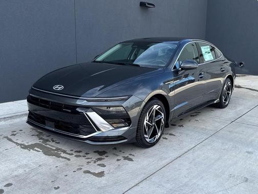 2026 Hyundai SONATA SEL