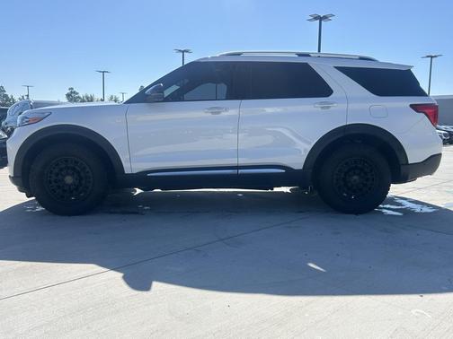2022 Ford Explorer Platinum