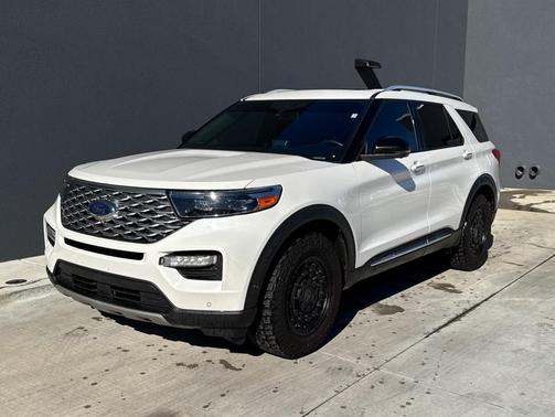 2022 Ford Explorer Platinum