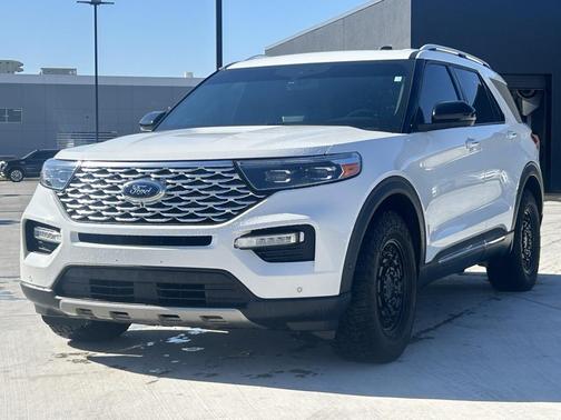 2022 Ford Explorer Platinum
