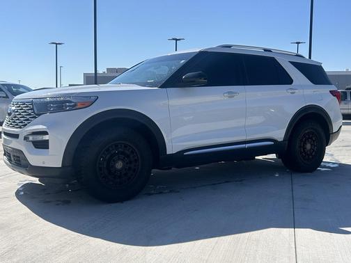 2022 Ford Explorer Platinum