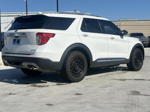 2022 Ford Explorer Platinum