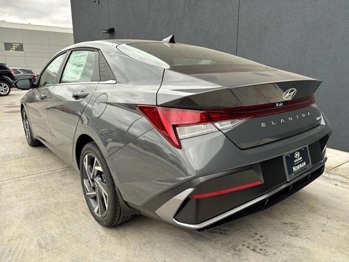 Amazon Gray 2026 Hyundai ELANTRA Limited