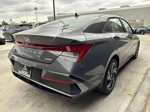 Amazon Gray 2026 Hyundai ELANTRA Limited