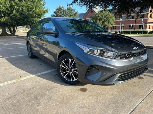 Gravity Gray 2023 Kia Forte LXS