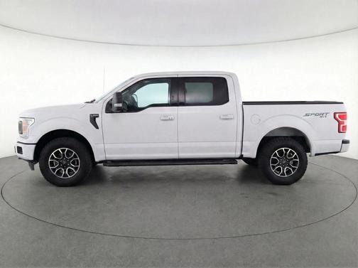 Oxford White 2023 Ford F-150 XLT