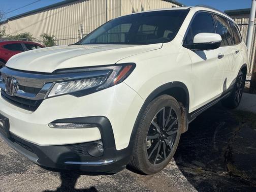 2019 Honda Pilot Touring 8-Passenger