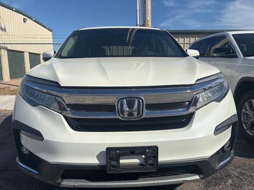 2019 Honda Pilot Touring 8-Passenger