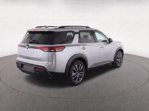 Brilliant Silver Metallic 2025 Nissan Pathfinder SV 4WD