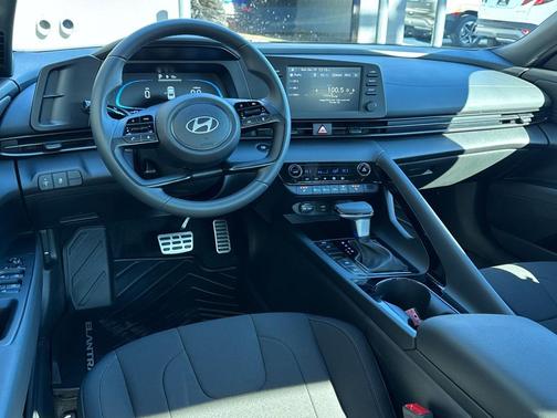 2026 Hyundai ELANTRA Sport