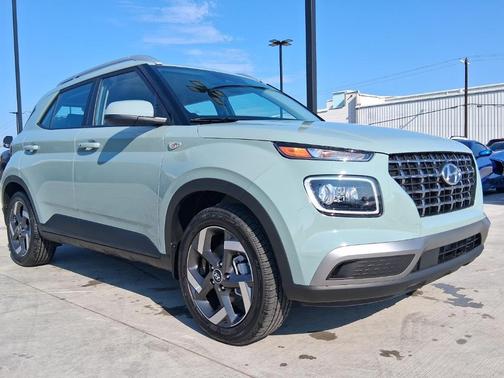 2025 Hyundai VENUE Limited