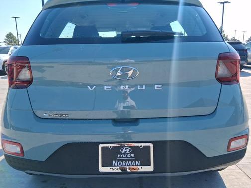 2025 Hyundai VENUE Limited