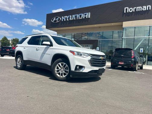 Summit White 2020 Chevrolet Traverse LT Leather