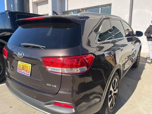 2017 Kia Sorento EX