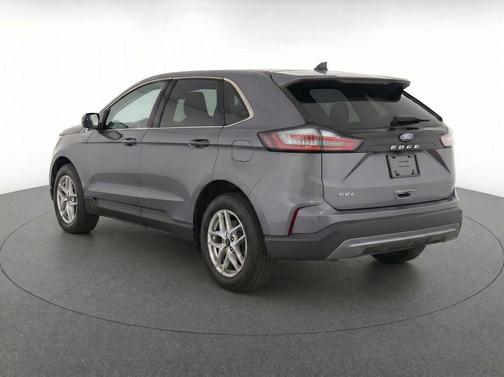 Gray Metallic 2023 Ford Edge SEL