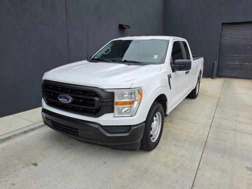 Oxford White 2022 Ford F-150 XL