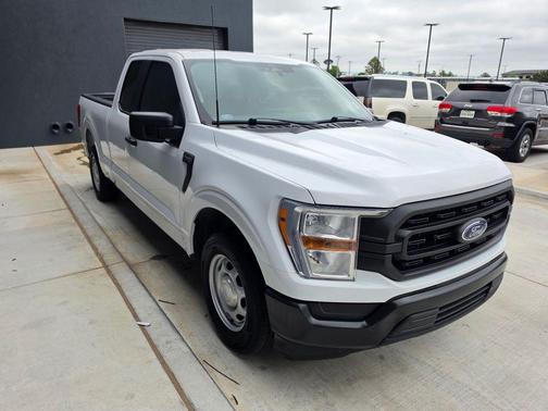 Oxford White 2022 Ford F-150 XL