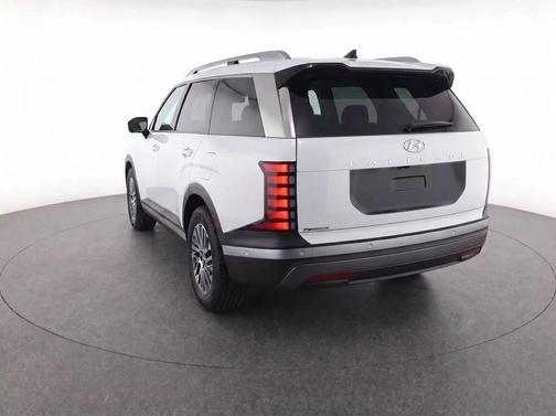 Creamy White Pearl 2026 Hyundai PALISADE SEL Premium