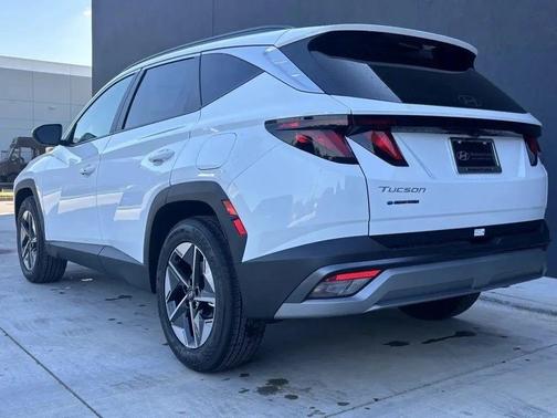 Serenity White Pearl 2026 Hyundai TUCSON SEL