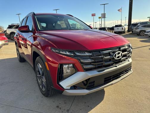 2026 Hyundai TUCSON SEL