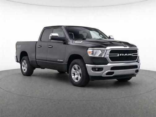 Diamond Black Crystal Pearlcoat 2020 RAM 1500 Big Horn/Lone Star