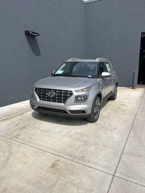 Shimmering Silver 2026 Hyundai VENUE SEL