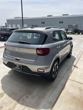 Shimmering Silver 2026 Hyundai VENUE SEL