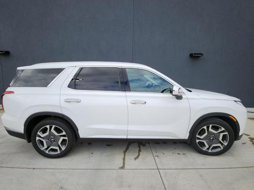 2025 Hyundai PALISADE SEL Premium