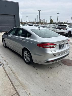 2018 Ford Fusion Hybrid SE