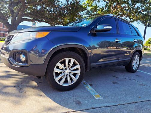 Pacific Blue 2011 Kia Sorento EX