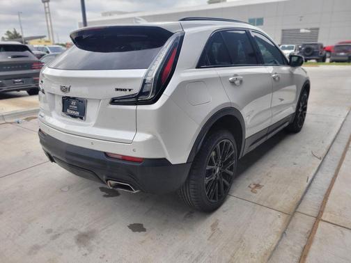 2023 Cadillac XT4 Sport