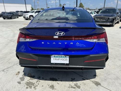 2025 Hyundai ELANTRA Sport