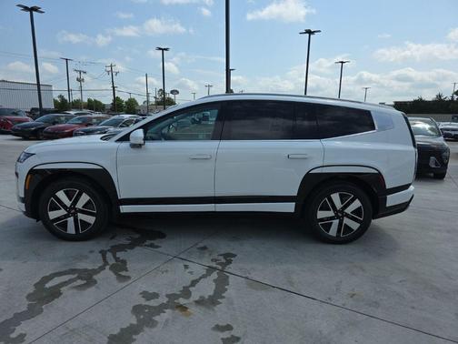 Snow White Pearl 2026 Hyundai IONIQ 9 SEL