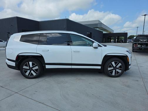 Snow White Pearl 2026 Hyundai IONIQ 9 SEL