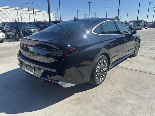 2025 Hyundai SONATA Hybrid Limited